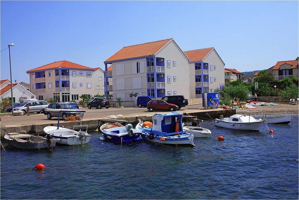 Aparthotel Marina Gromela Mirce Esterno foto